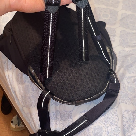 Lululemon Black and Silver Fast and free backpack like new main image 13